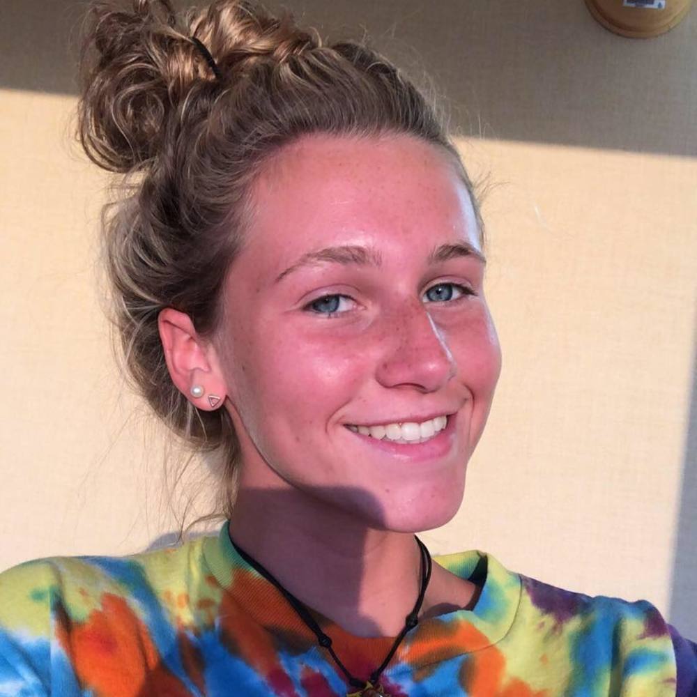 Meet your Posher, Danielle